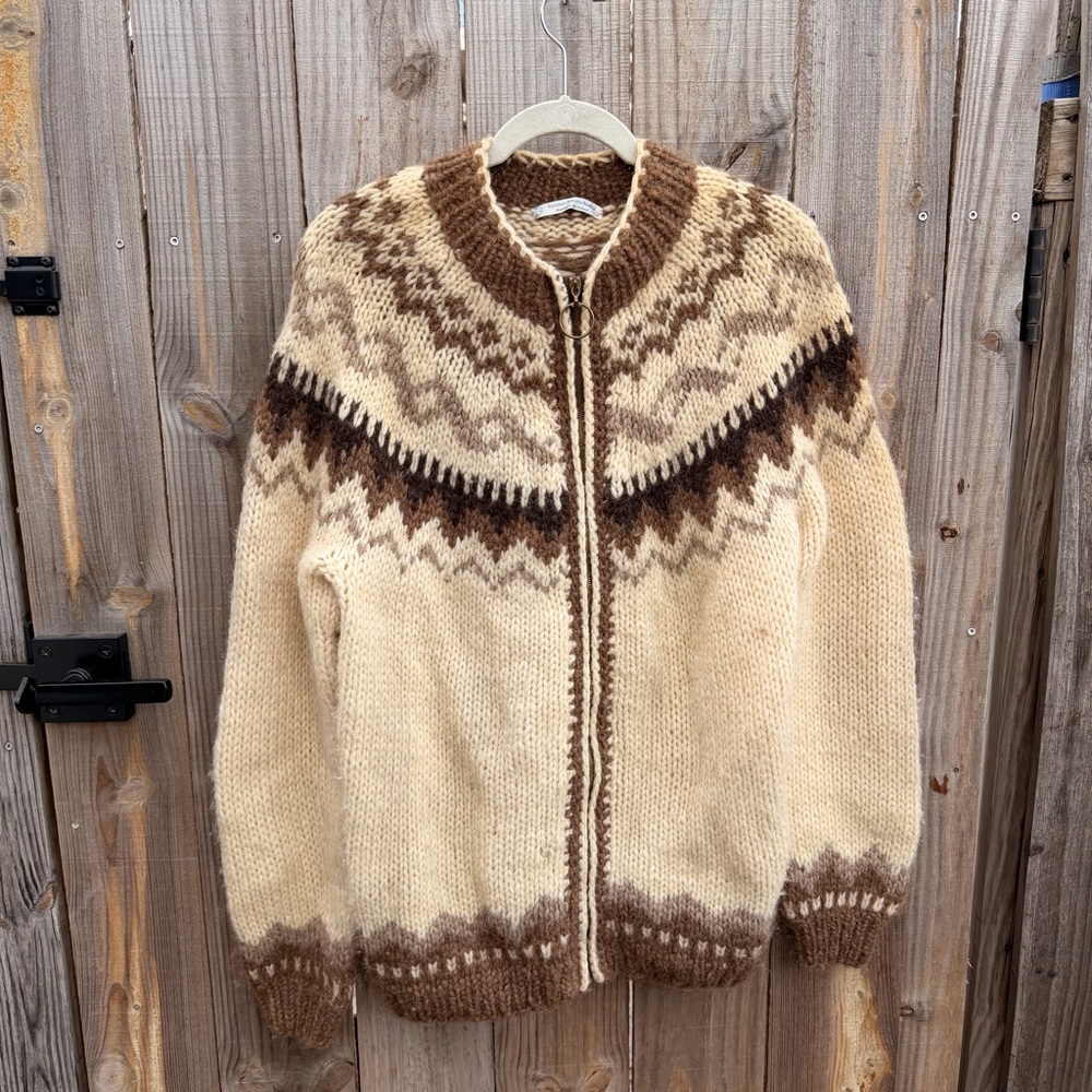 Vintage Icelandic handmade Wool sweater / Icelandic folk zip up cardigan Size M